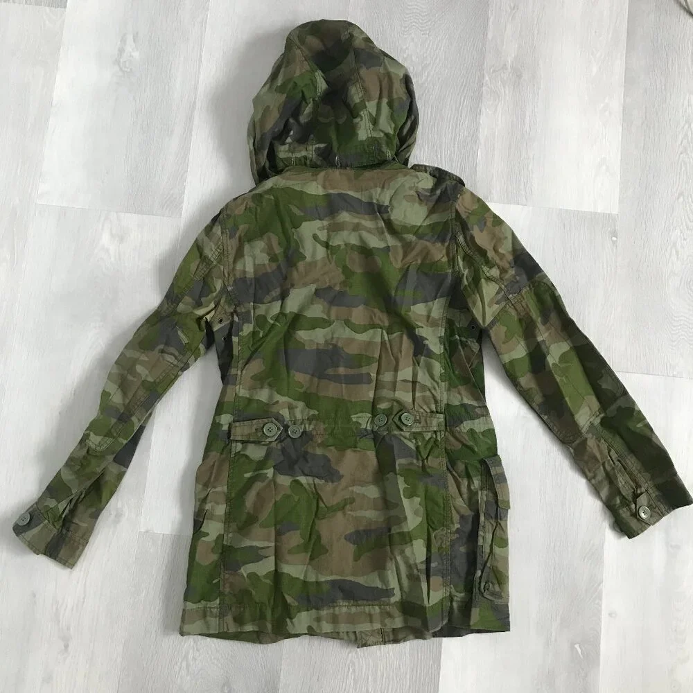 J CREW CAMO GREEN  PARKA JACKET GREEN HOODED ZIP BUTTON WOMENS XS